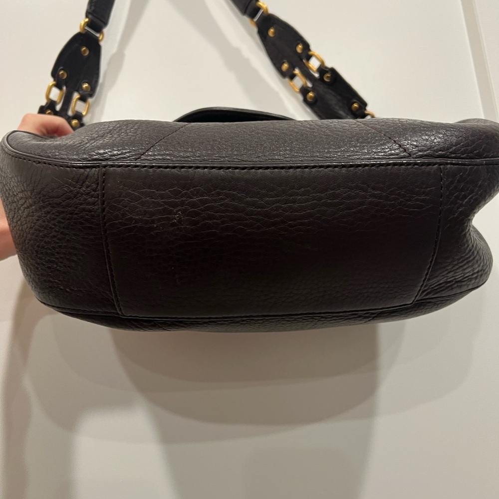 Cole Haan Dark Brown Leather Shoulder Bag With Gold Hardware. - Picture 6 of 13
